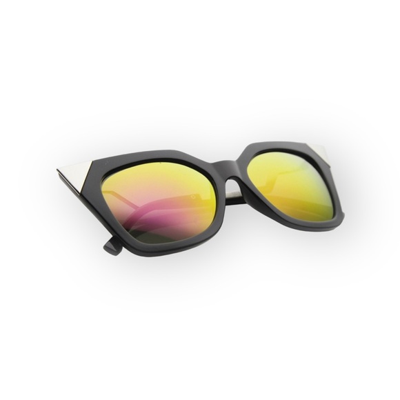 new Modern Hot Tip ❤︎ Pointy Cat Eye Sunglasses ❤︎ Black ❤︎ Flash Mirror Lenses - Picture 12 of 16